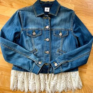 CAbi Women’s Dakota Denim Jean Jacket ~ small